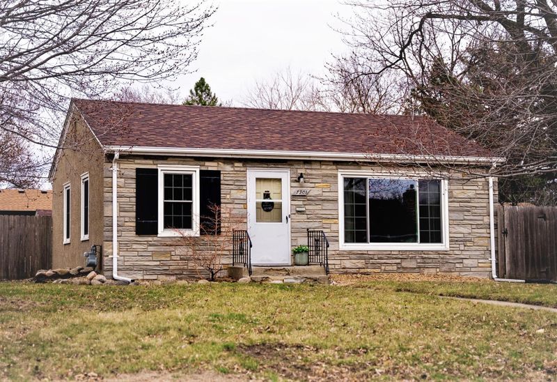 7301 Russell Ave S, Richfield, MN 55423