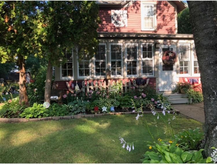609 1st St NE, Little Falls, MN 56345