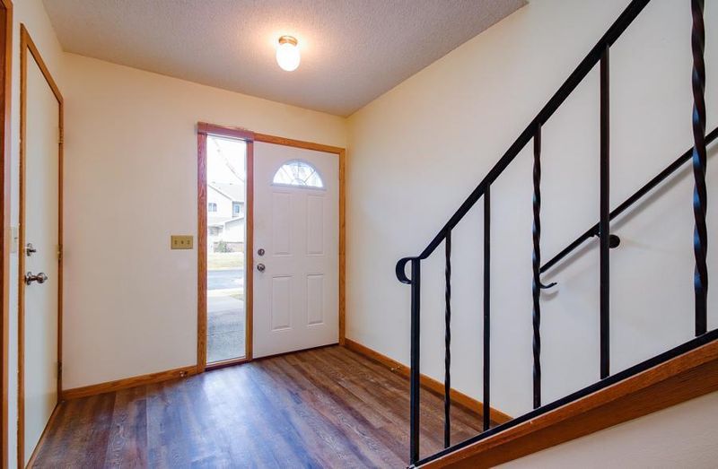 1515 Creek Meadows Dr NW, Coon Rapids, MN 55433