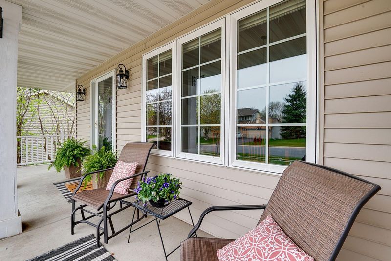 8941 W 137th St, Savage, MN 55378