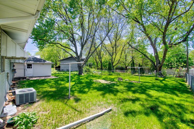 1336 Gary Dr, Saint Paul Park, MN 55071