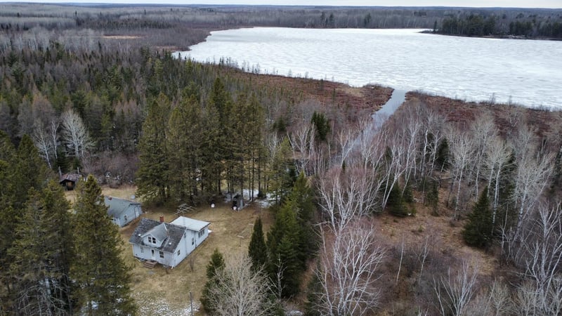 5924 W Burlum Rd, Winter, WI 54896