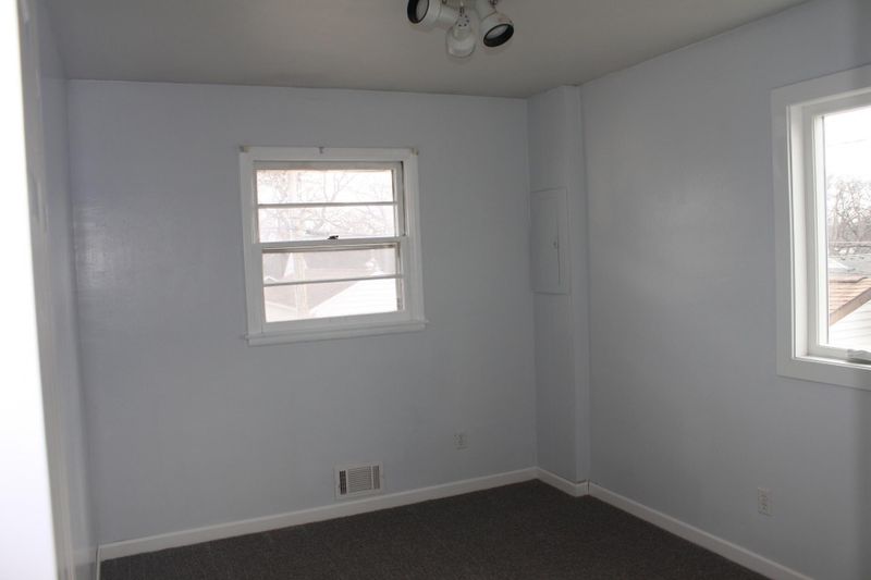 1832 17th St NW, Rochester, MN 55901