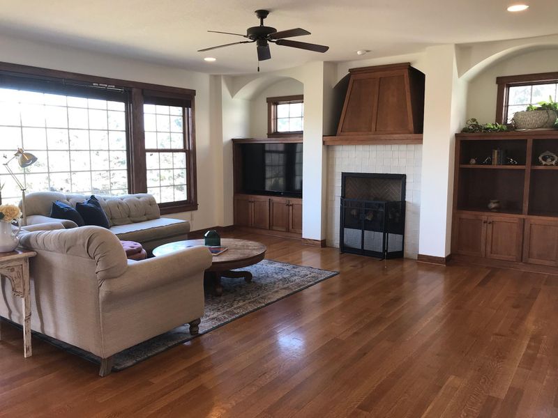 15847 Drawstone Trl, Apple Valley, MN 55124