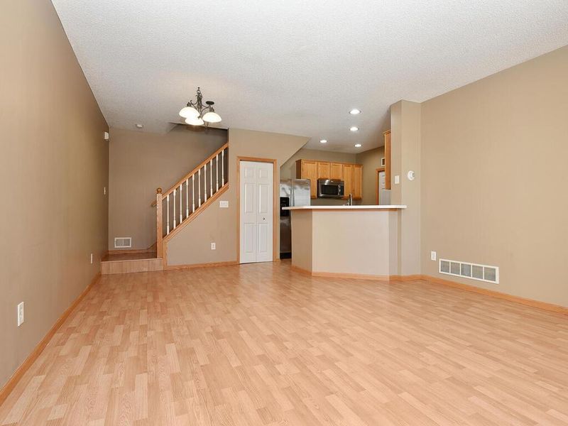 5104 Oriole Dr #54, Farmington, MN 55024