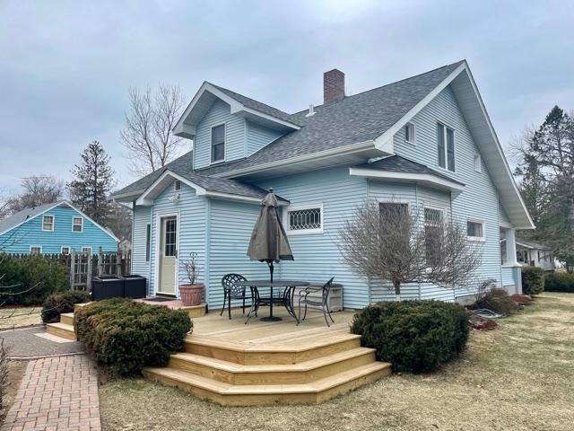 204 3rd St, Moose Lake, MN 55767