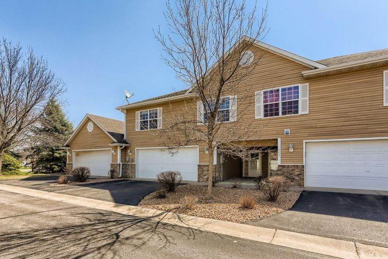 303 Elm St, Monticello, MN 55362