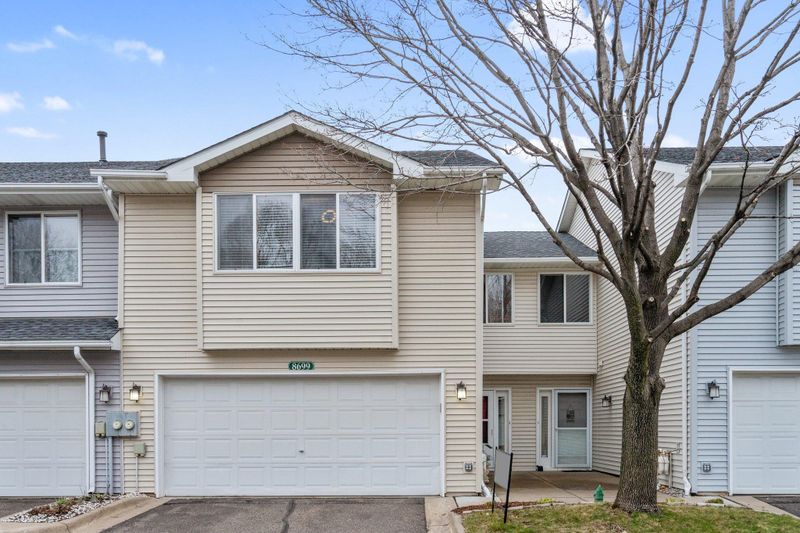 8699 Norway St NW, Coon Rapids, MN 55433