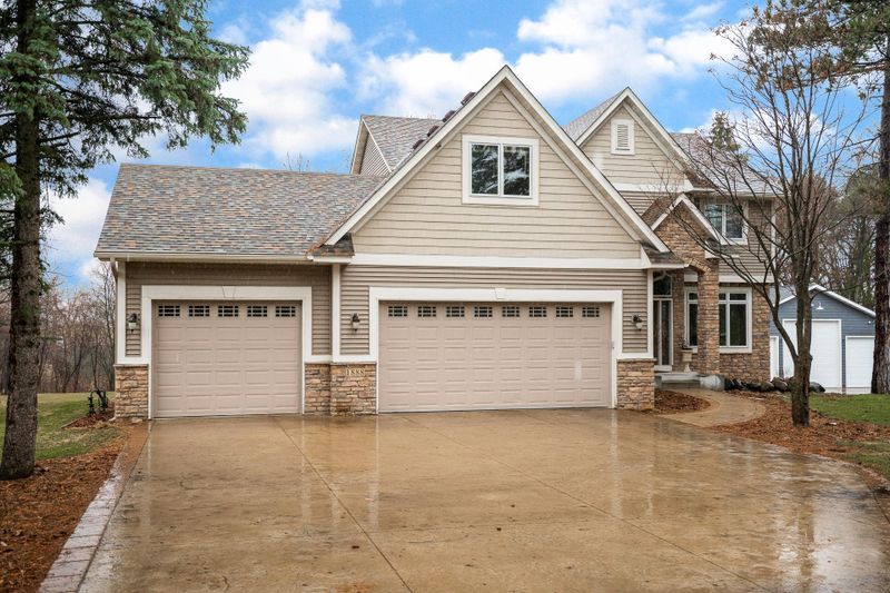 1888 Orchard Ln, White Bear Lake, MN 55110