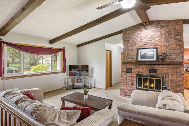 1100 Pierce St S, Shakopee, MN 55379