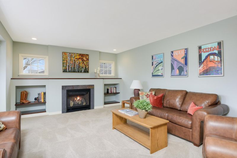 1641 Beechwood Ave, Saint Paul, MN 55116