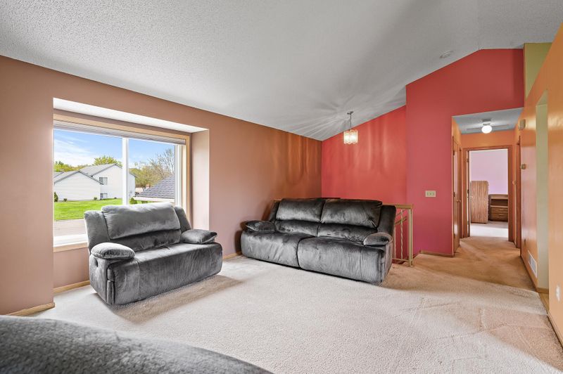 109 Birch Ave NW, Saint Michael, MN 55376