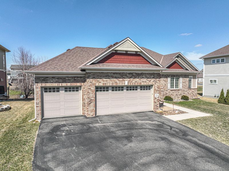 2204 Silver Leaf Trl, Cologne, MN 55322