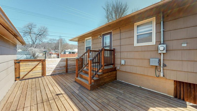 1304 14th St NE, Rochester, MN 55906