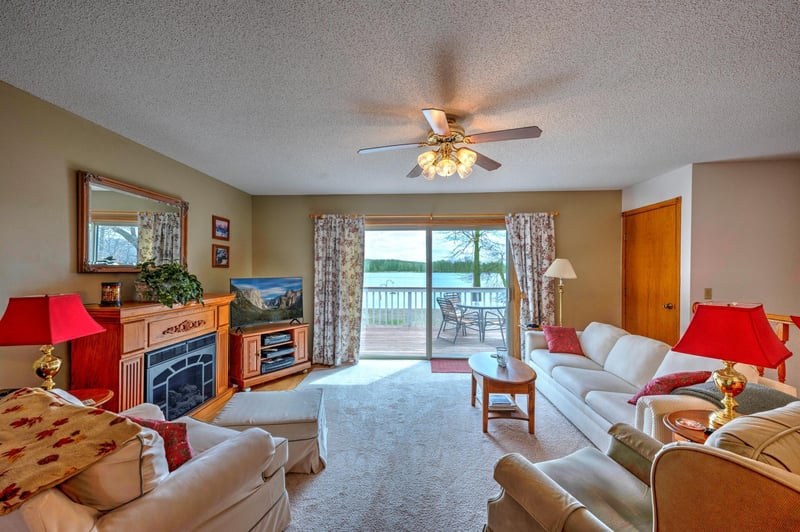 740 200th St, Osceola, WI 54009