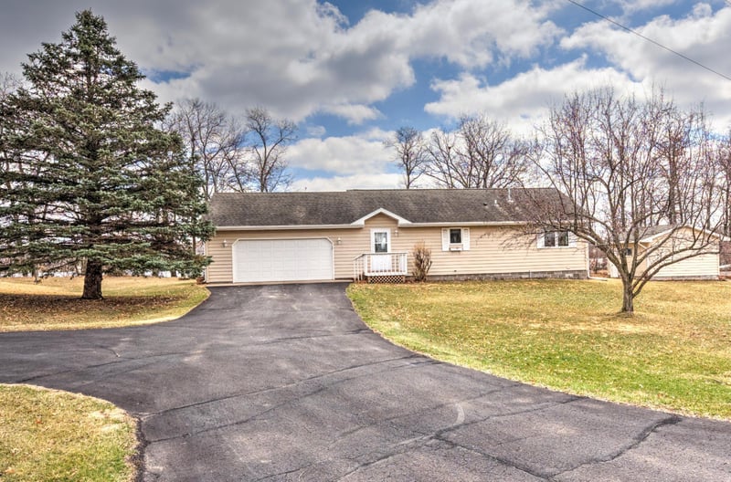 740 200th St, Osceola, WI 54009
