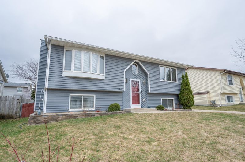 4402 10th St NW, Rochester, MN 55901