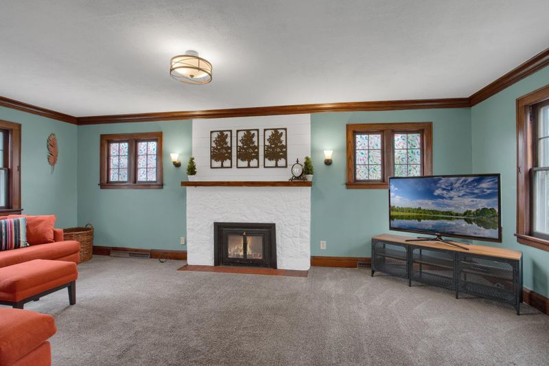 2519 13th Ave E, North Saint Paul, MN 55109