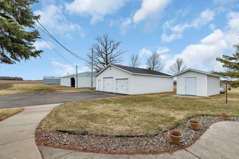 7801 140th St, Little Falls, MN 56345