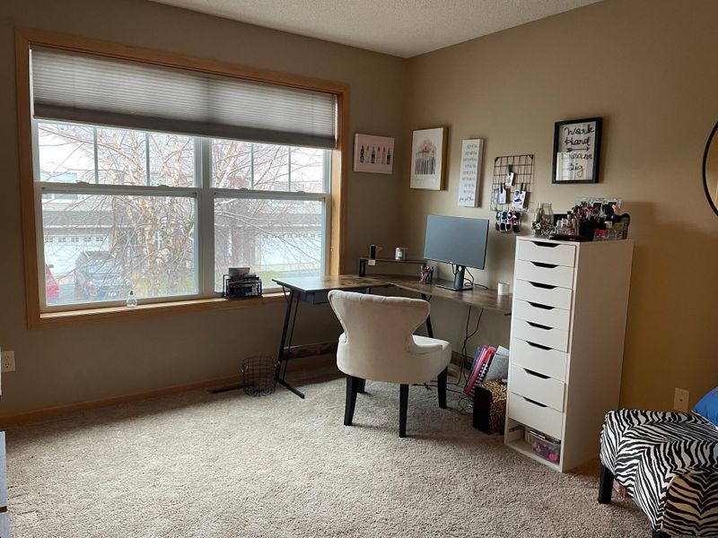 1556 Independence Dr #202, Northfield, MN 55057