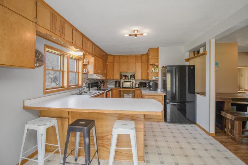8708 County Road 2, Glencoe, MN 55336