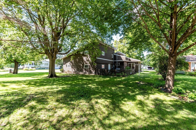 300 2nd Ave S, Amboy, MN 56010