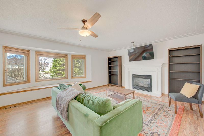 2416 Edinbrook Ter, Brooklyn Park, MN 55443
