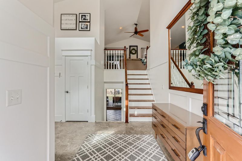 410 Lancaster Ln N, Champlin, MN 55316