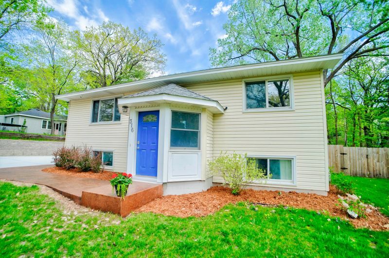 316 Faversham Rd, Willernie, MN 55090