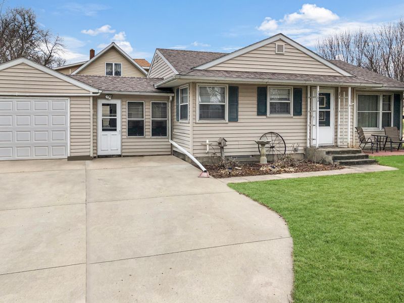 1308 Pine St, Dawson, MN 56232