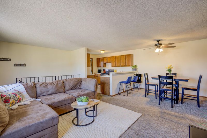 13324 Zenith Ln, Eden Prairie, MN 55346