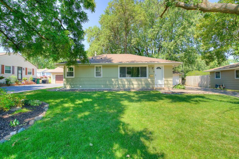 8118 30th Ave N, Crystal, MN 55427