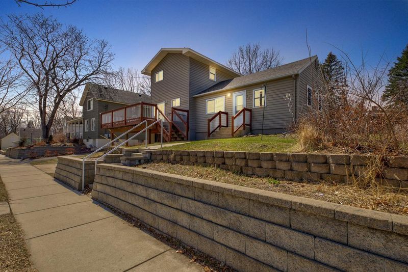307 Linden St N, Northfield, MN 55057