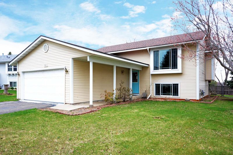 14632 Greenridge Ln, Burnsville, MN 55306