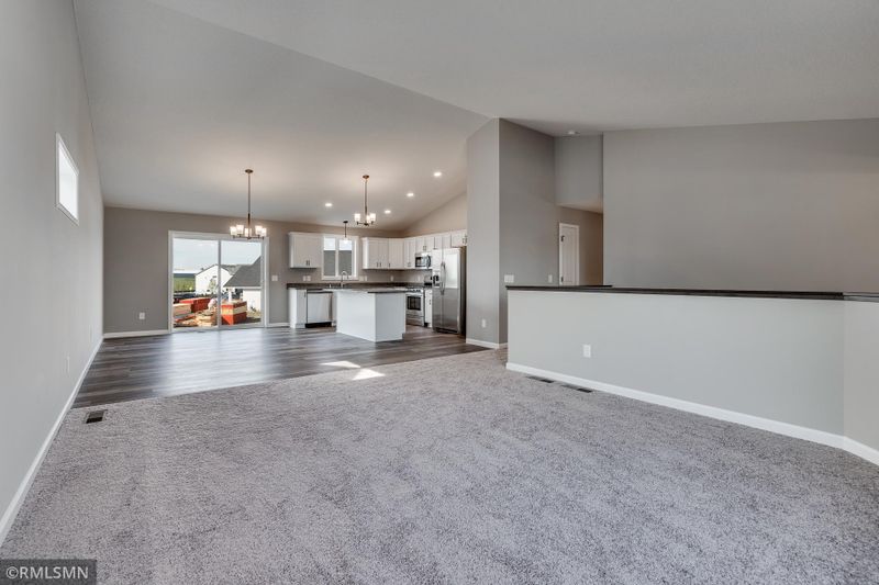 2413 Buffalo Ridge Dr, Buffalo, MN 55313