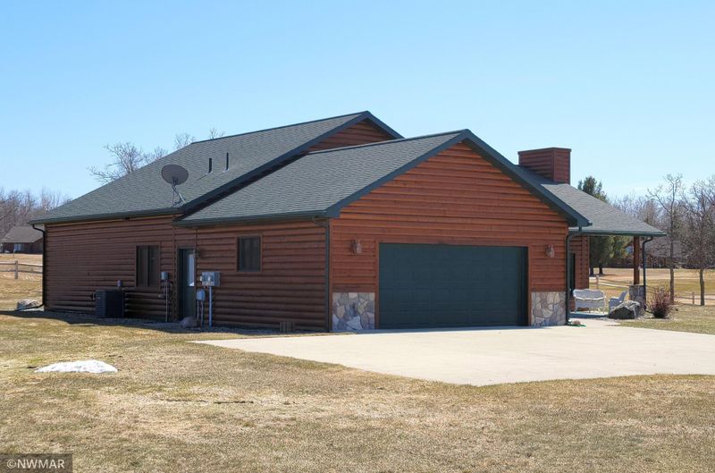 10075 Eagle Dr NW, Walker, MN 56484
