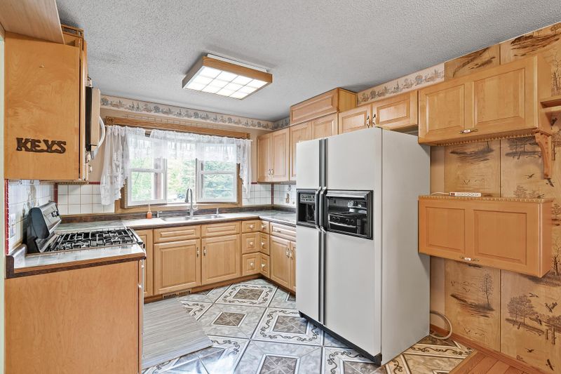 7671 Hyde Ave S, Cottage Grove, MN 55016