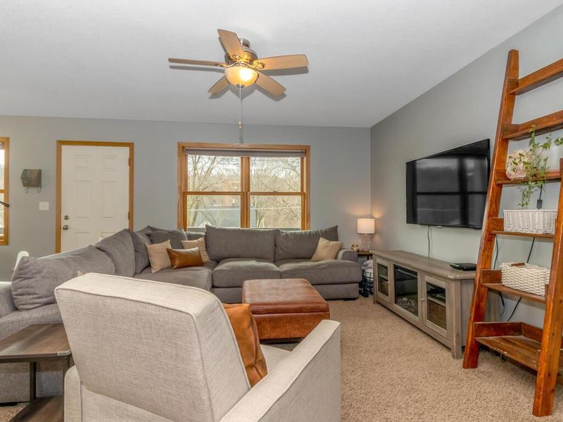 814 Hawthorn St, Red Wing, MN 55066