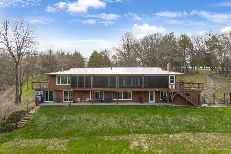 N8885 1250th St, River Falls, WI 54022