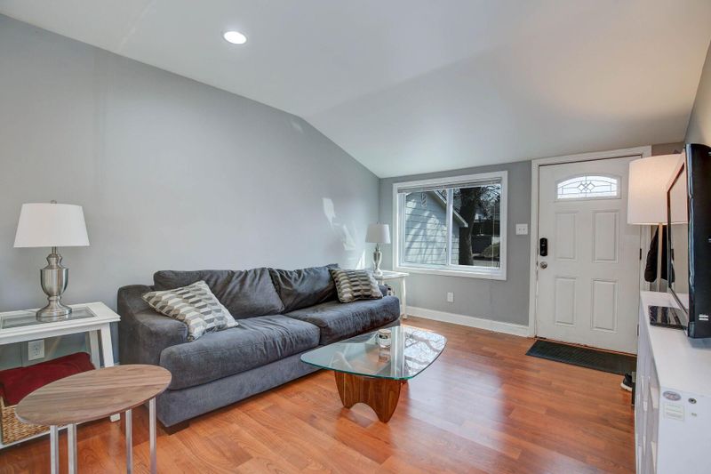 4512 Nokomis Ave, Minneapolis, MN 55406