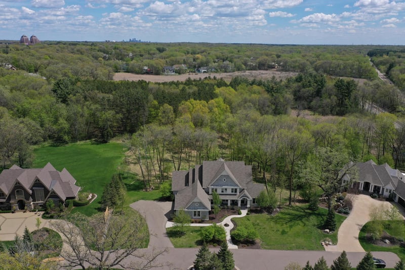 318 Bushaway Rd, Wayzata, MN 55391
