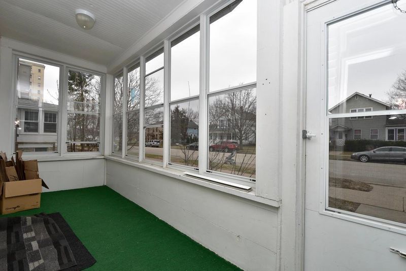 306 E 4th St, Winona, MN 55987