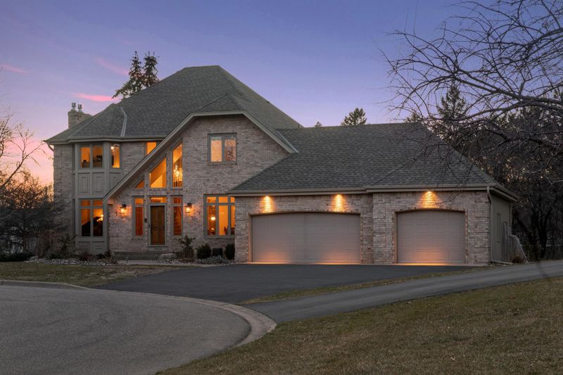 3930 Haven Rd, Minnetonka, MN 55345