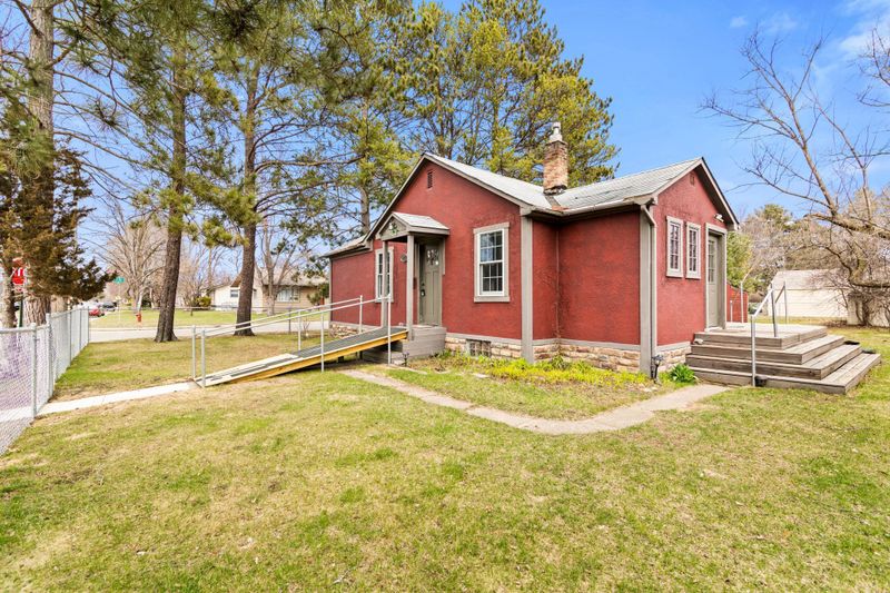 824 11th Ave NE, Brainerd, MN 56401
