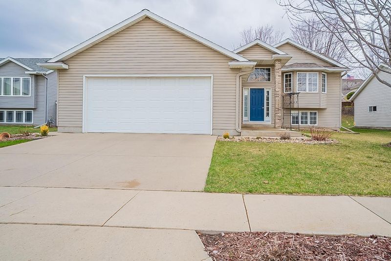 3185 Lake St NW, Rochester, MN 55901