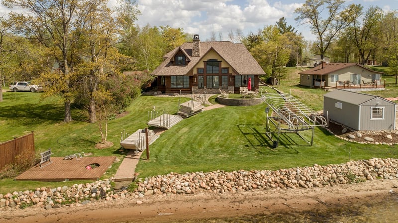 5856 Birchdale Rd, Brainerd, MN 56401
