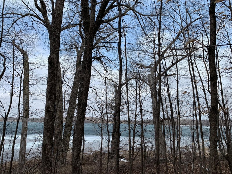 12 Loon Point Dr, Kensington, MN 56343