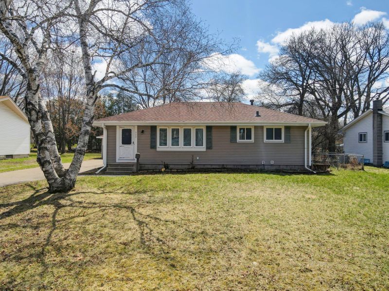 600 Rice Creek Ter NE, Fridley, MN 55432