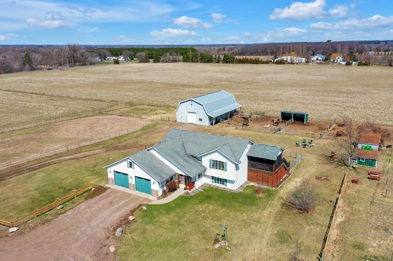 13258 382nd St, Lindstrom, MN 55045