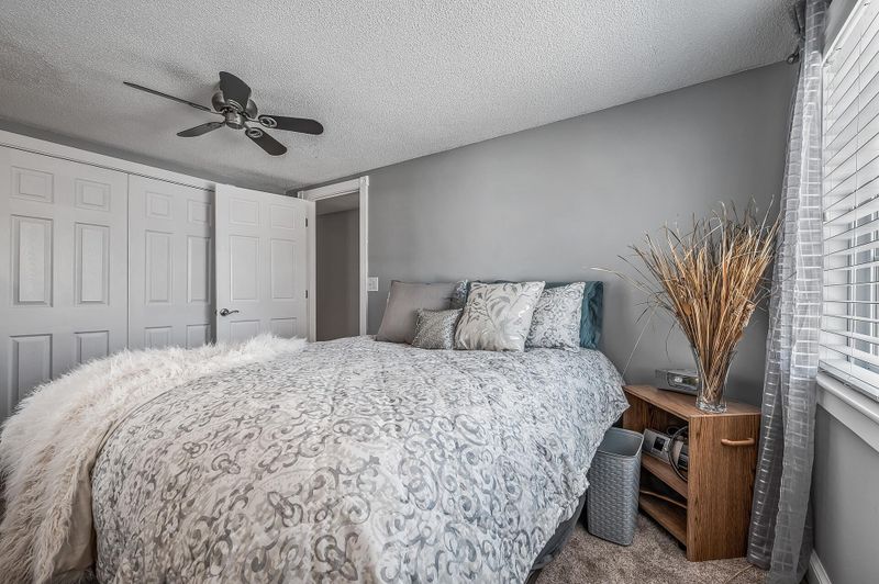 30850 N Lakes Trl, Lindstrom, MN 55045